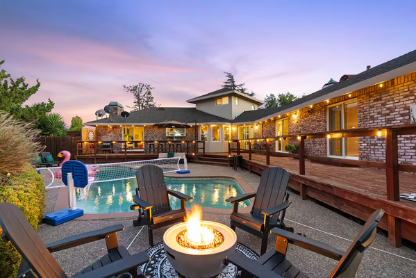 Vineyard House